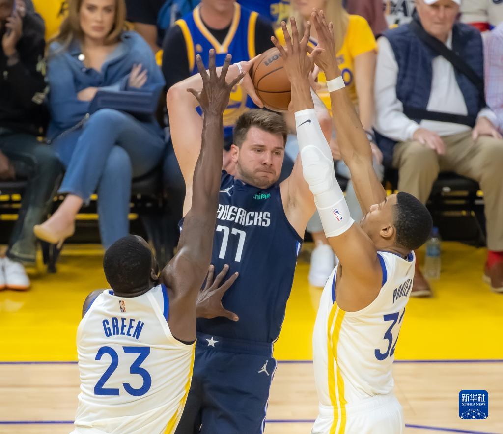 海港官方晒因凡蒂诺致宋凯贺电：祝贺海港中超夺冠.