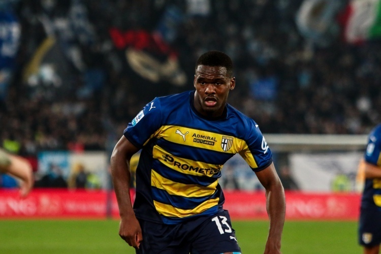 外线连续两 外线连续两